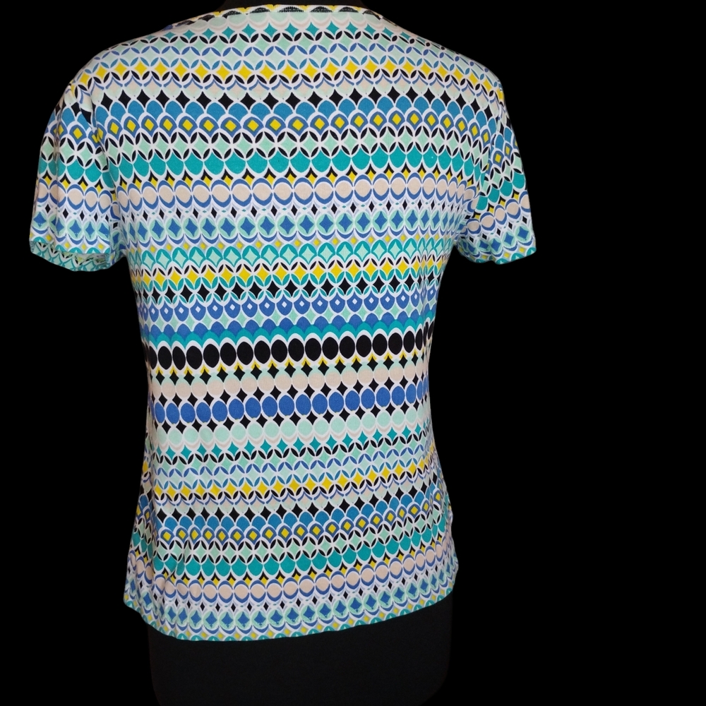 Chic Geometric Patterned Top - image 7